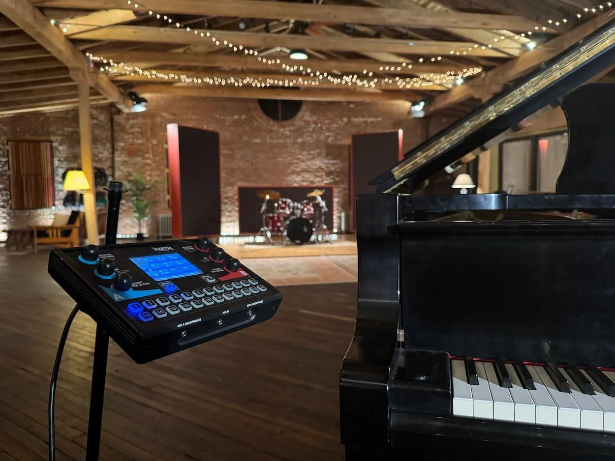 Studio Equipment Detail